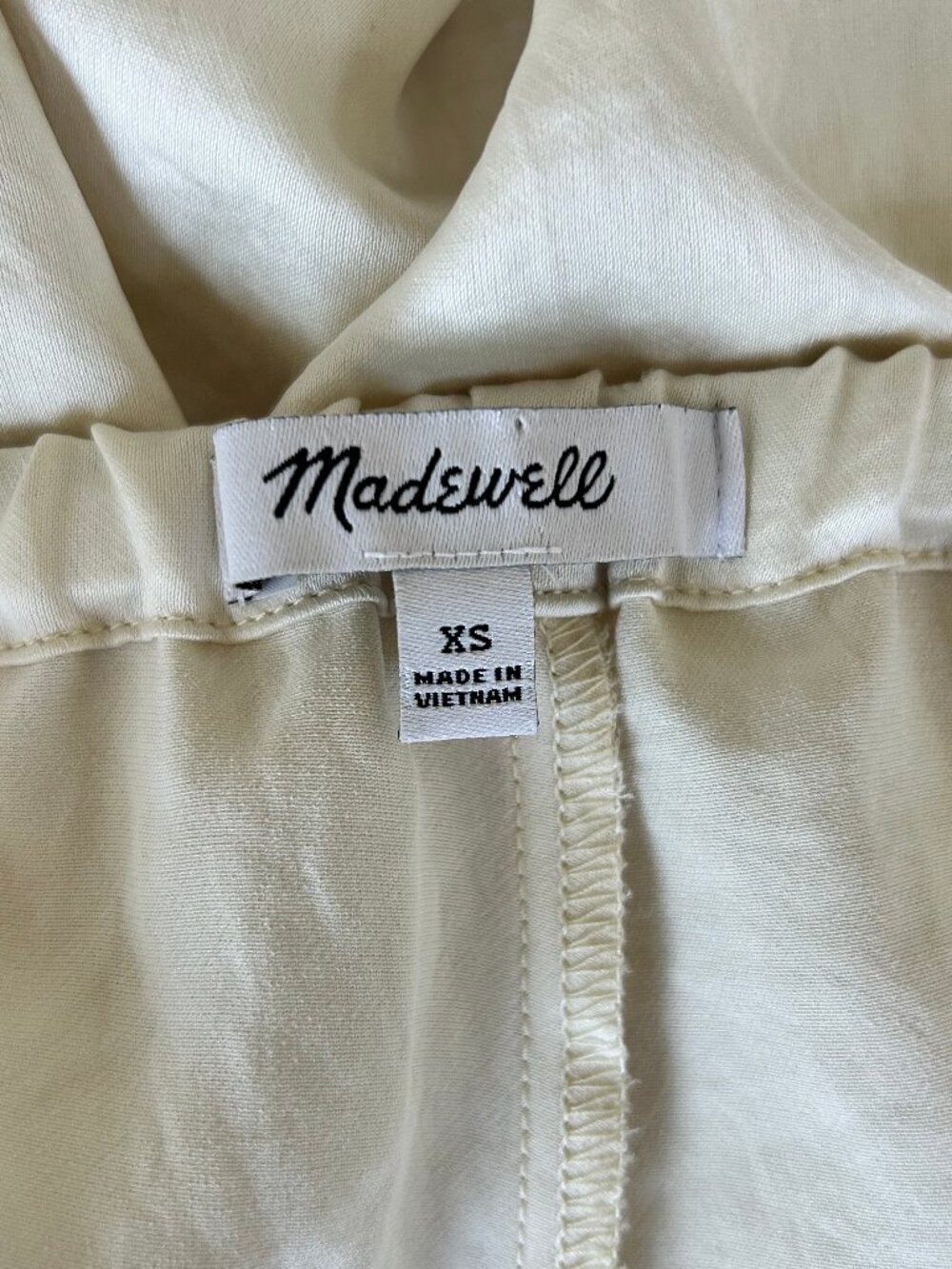 Madewell Pull-On Wide Leg Pants Butter Yellow Pintucked Satin Pant XS - Picture 5 of 9
